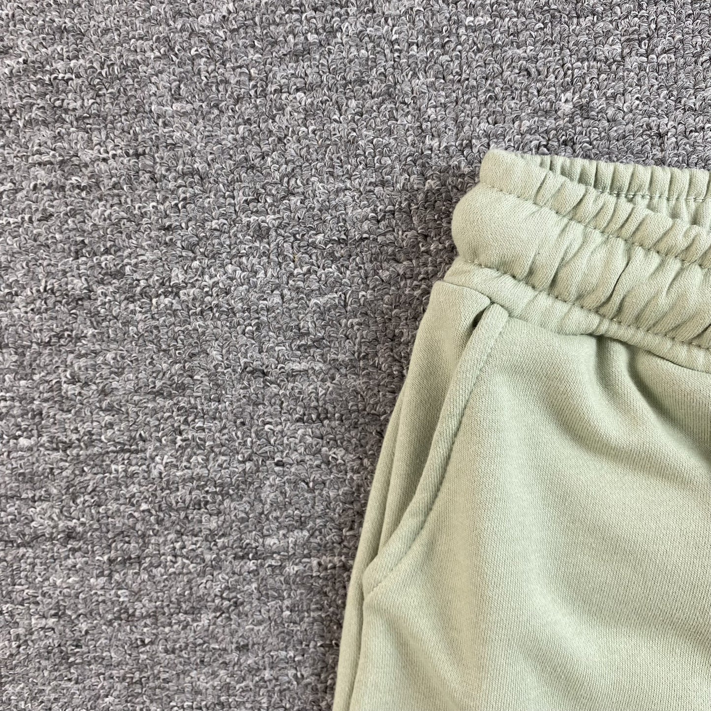 SYNA WORLD SHORTS SAGE - Vanté®