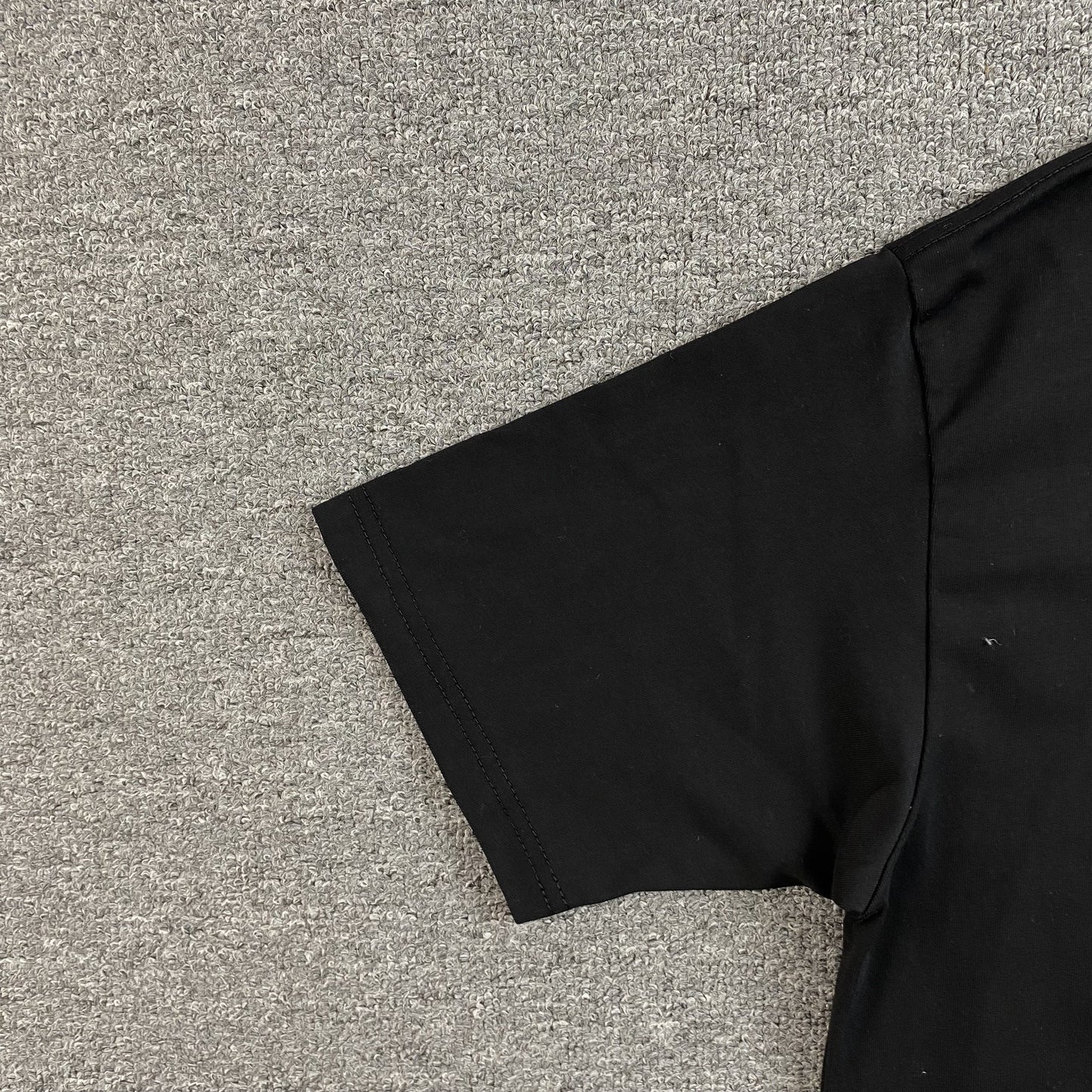 SYNA WORLD T-SHIRT BLACK - Vanté®