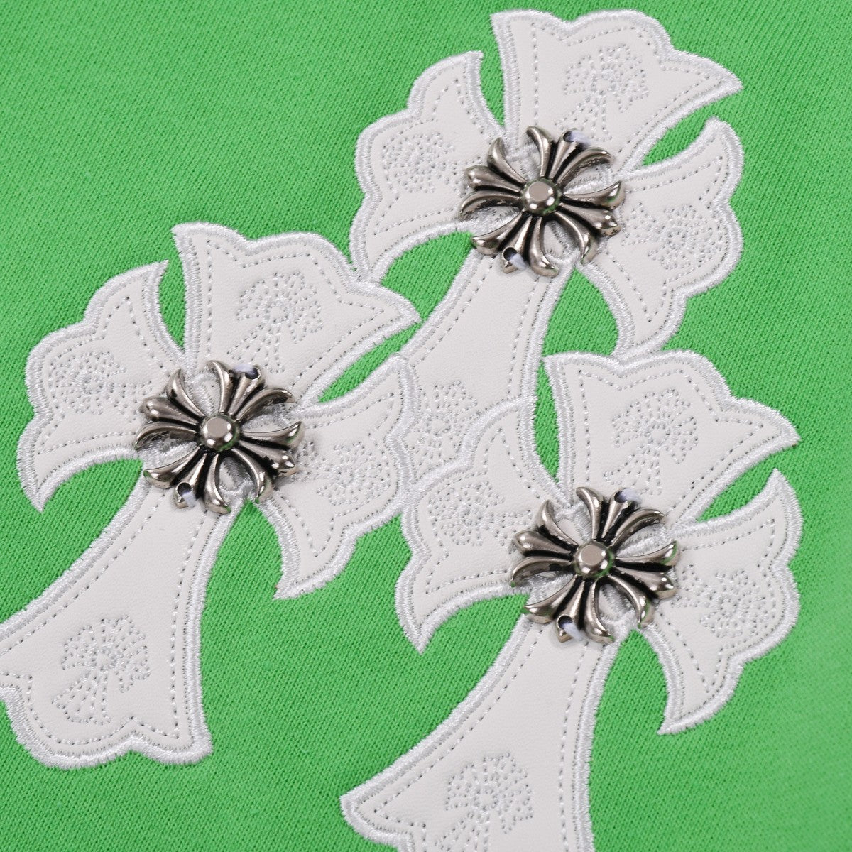 CHROME HEARTS WHITE CROSS PATCH SWEATSHIRT GREEN - Vanté®