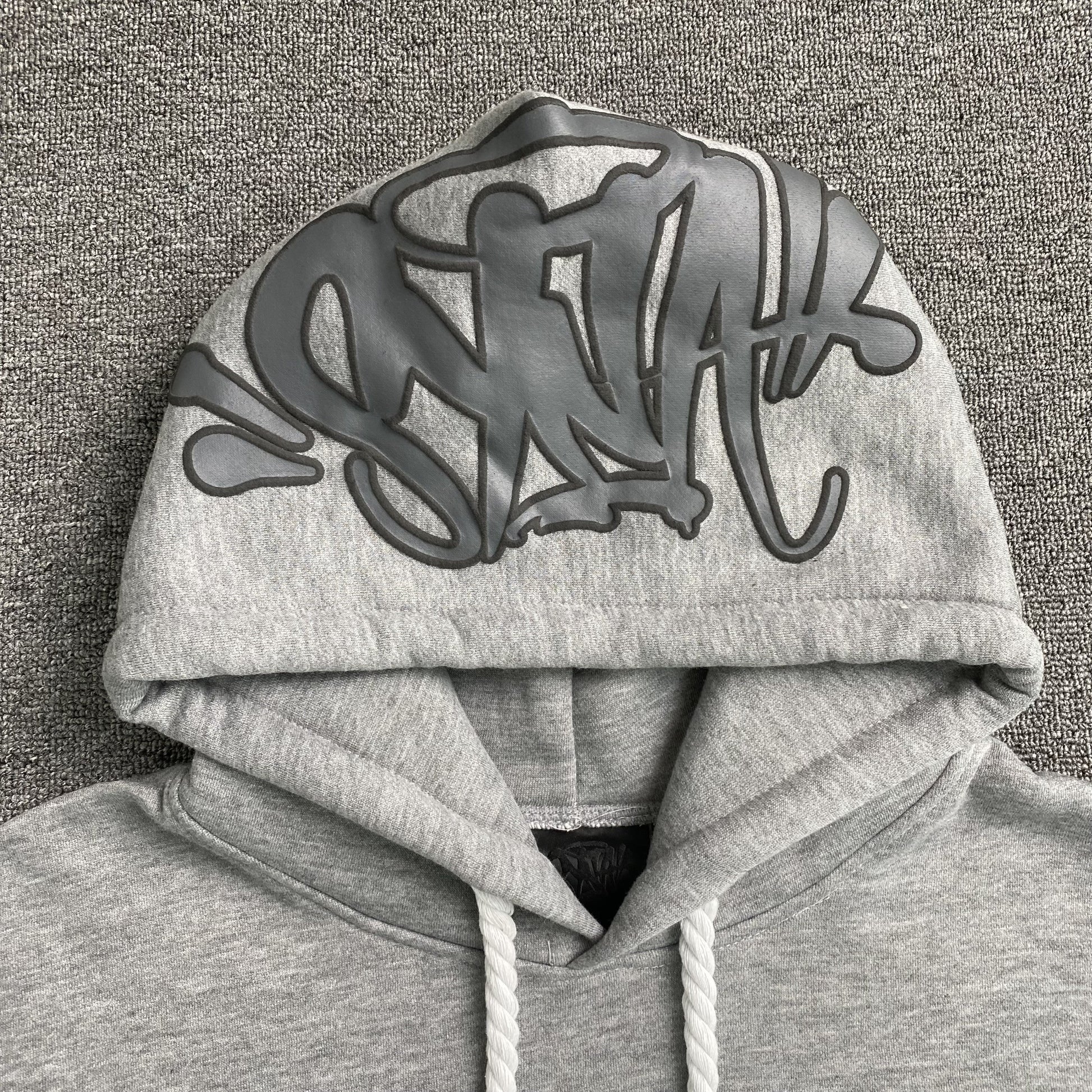 SYNA WORLD HOOD LOGO HOODIE GREY - Vanté®