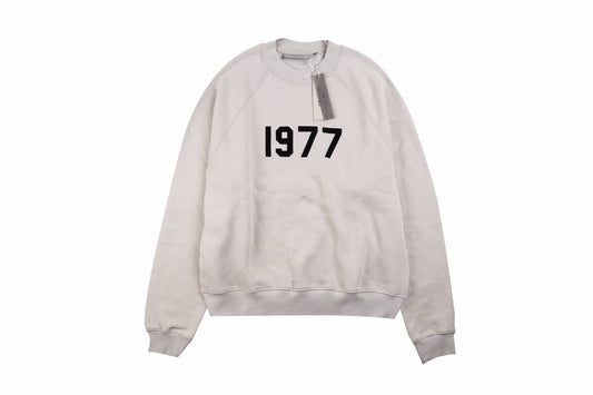 Fear of God Essentials "1977" Sweatshirt - Vanté®