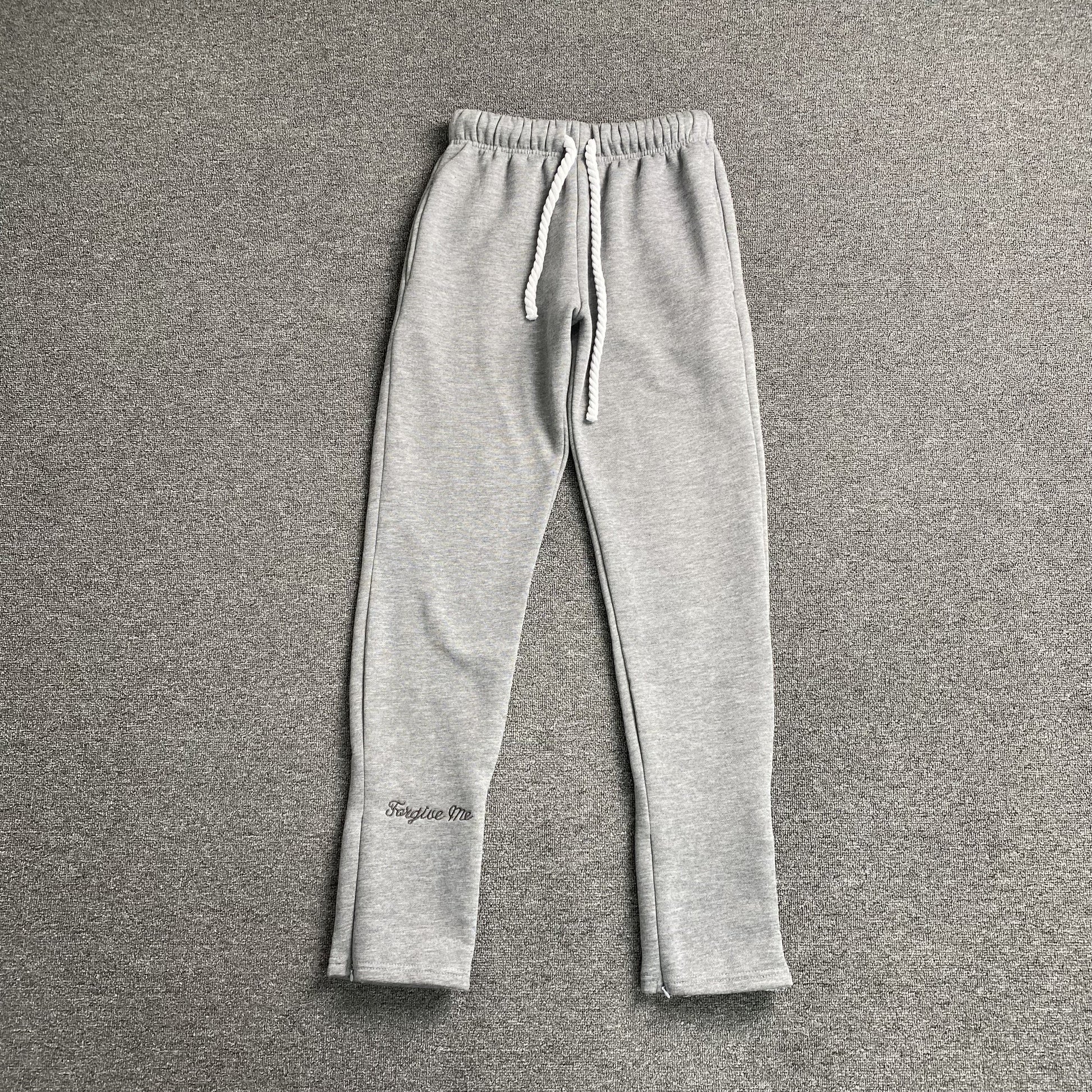 SYNA WORLD SYNA LOGO SWEATPANTS GREY - Vanté®