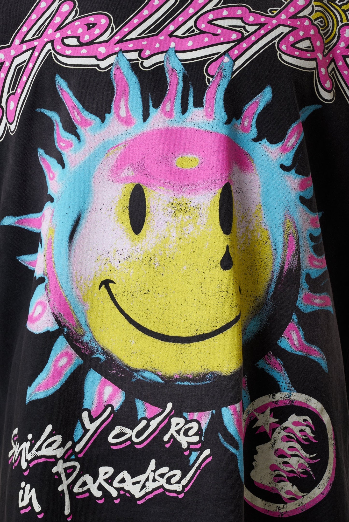 Hellstar Sun Smile T-Shirt - Vanté®