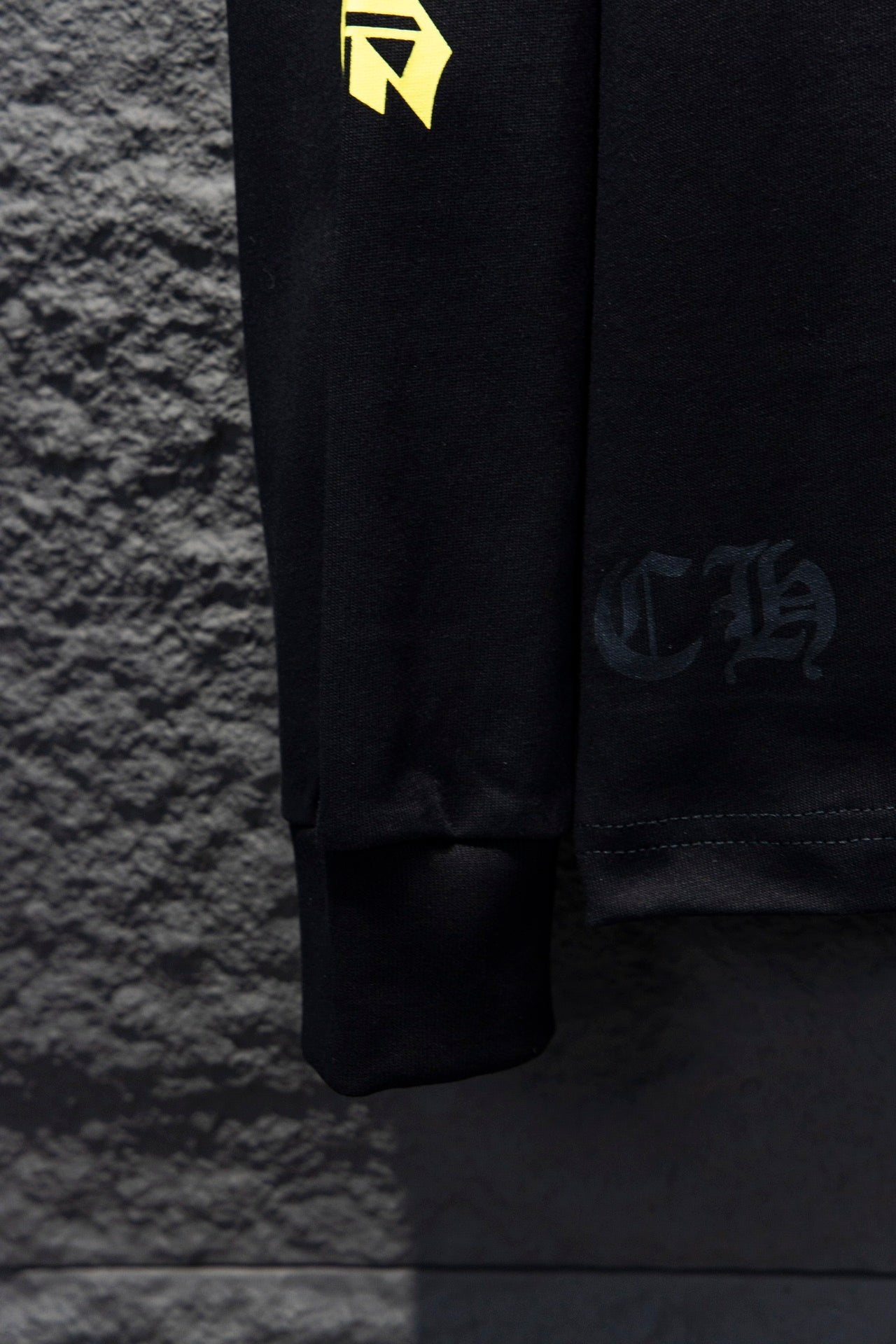 CHROME HEARTS YELLOW COLLAR LONGSLEEVE BLACK - Vanté®