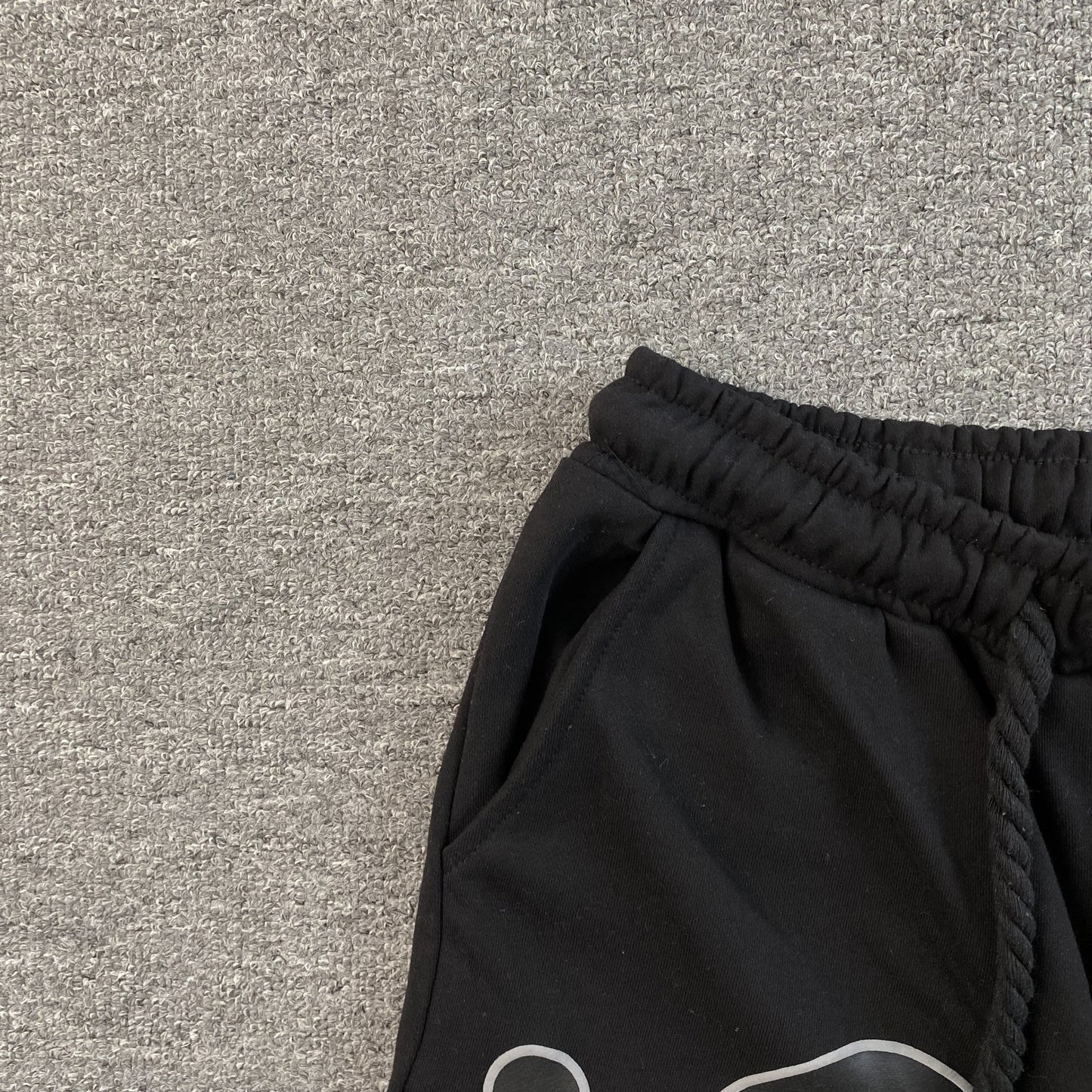 SYNA WORLD SHORTS BLACK - Vanté®