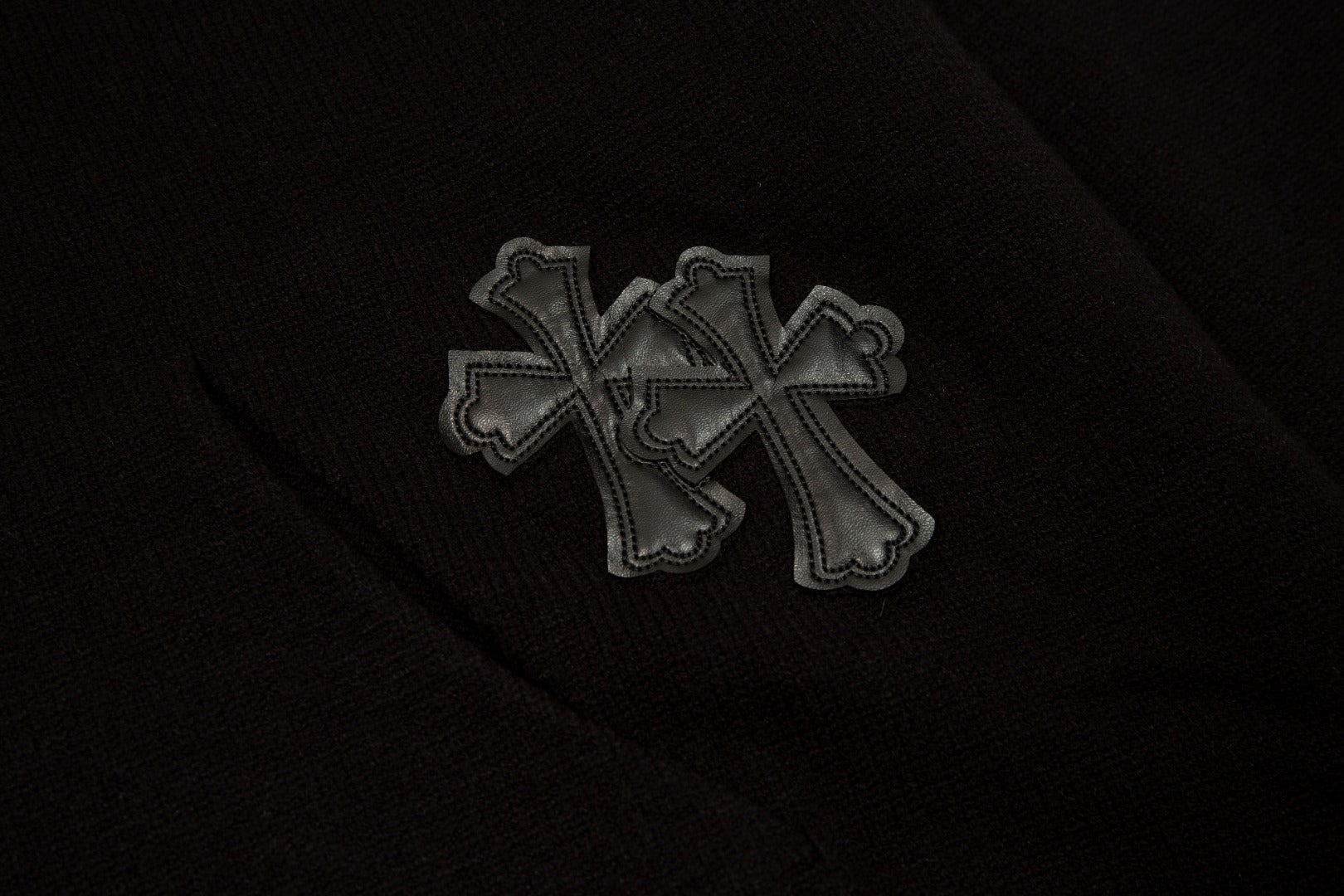CHROME HEARTS BLACK CROSS PATCH HOODIE BLACK - Vanté®
