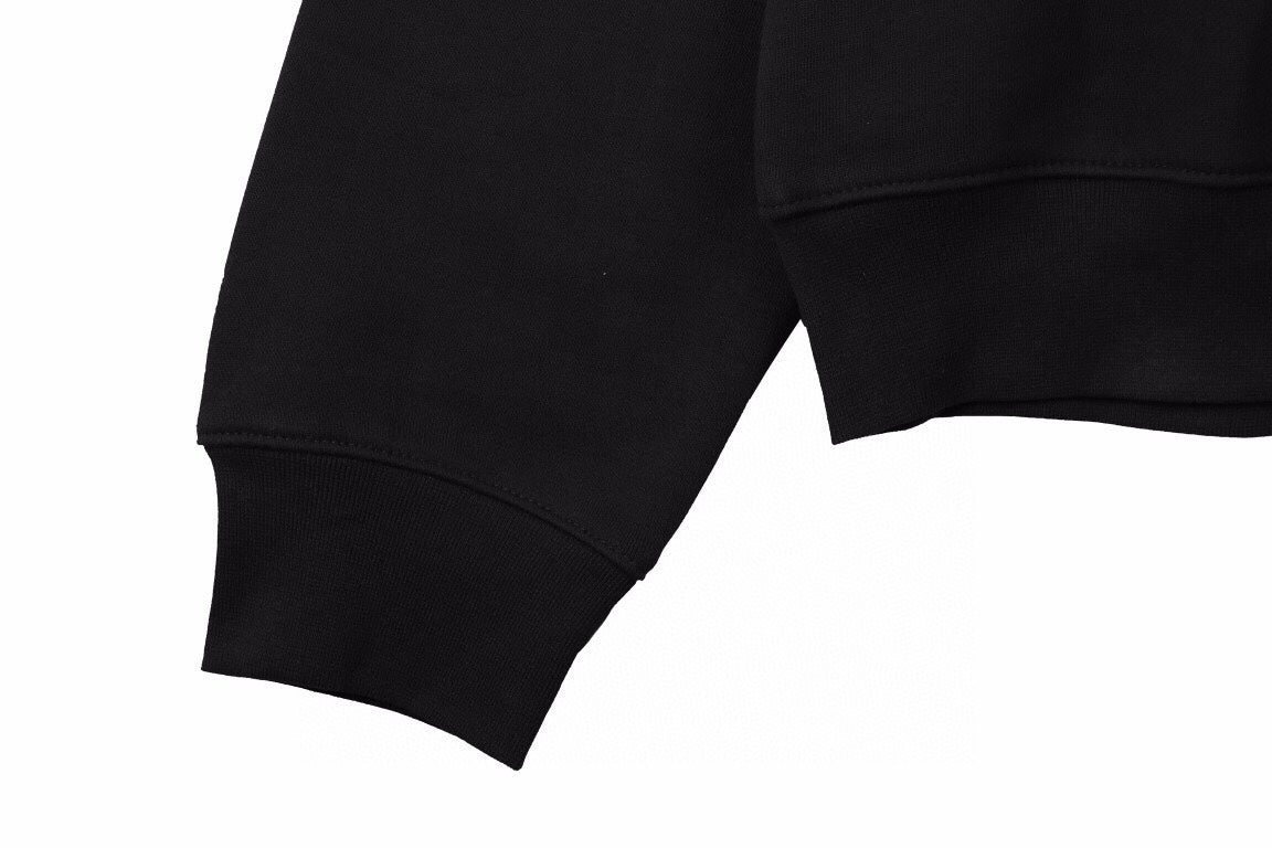 Essentials Sweatshirt - Vanté®