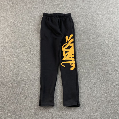SYNA WORLD SWEATPANTS BLACK - Vanté®