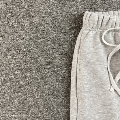 SYNA WORLD COLLEGE SWEATPANTS GREY - Vanté®