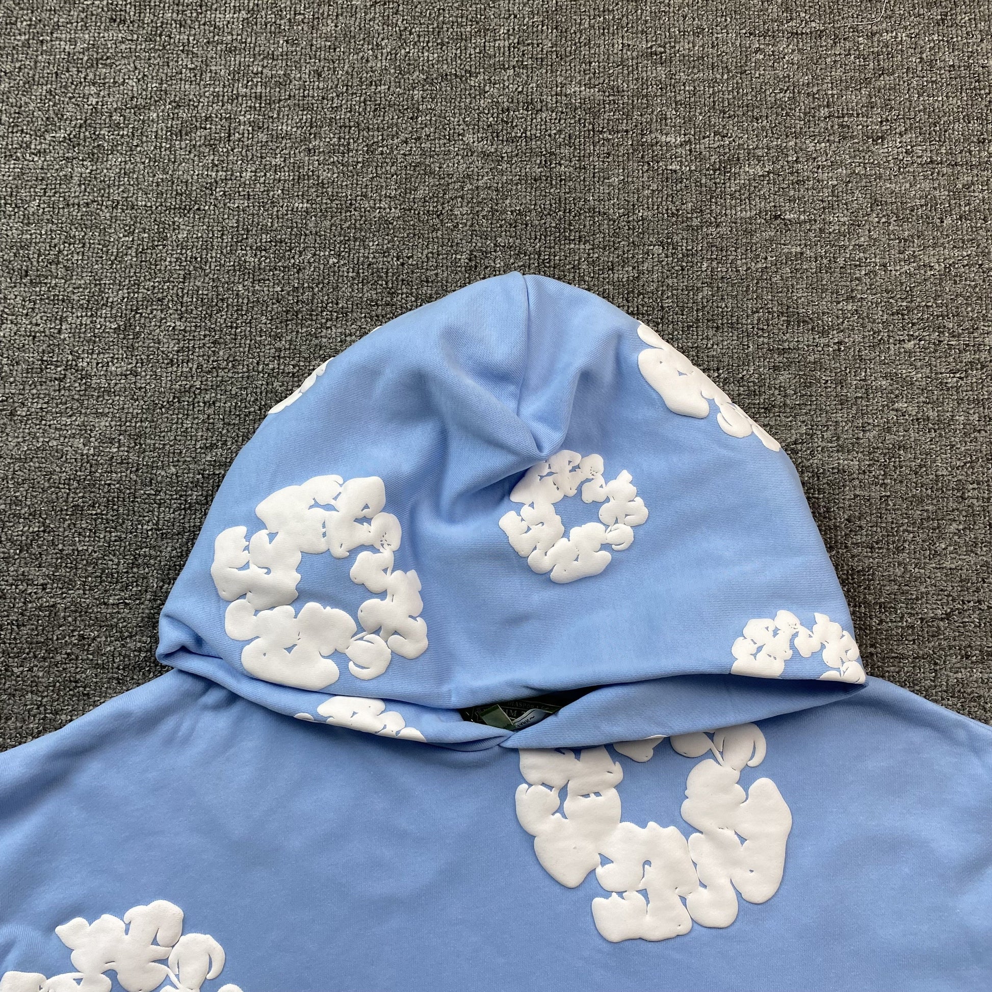 DENIM TEARS COTTON WREATH HOODIE BABY BLUE - Vanté®