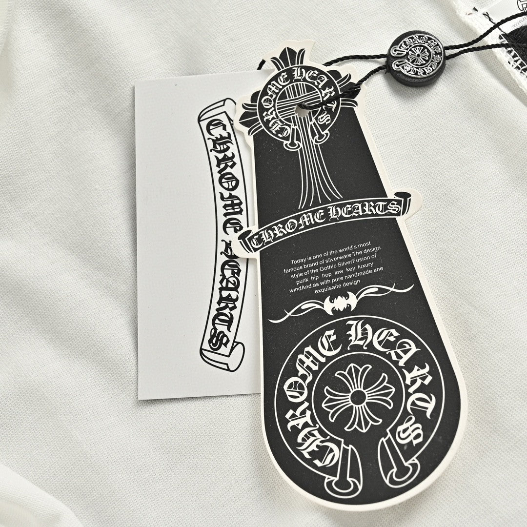 CHROME HEARTS CROSS PATCH COLLAR T-SHIRT WHITE - Vanté®