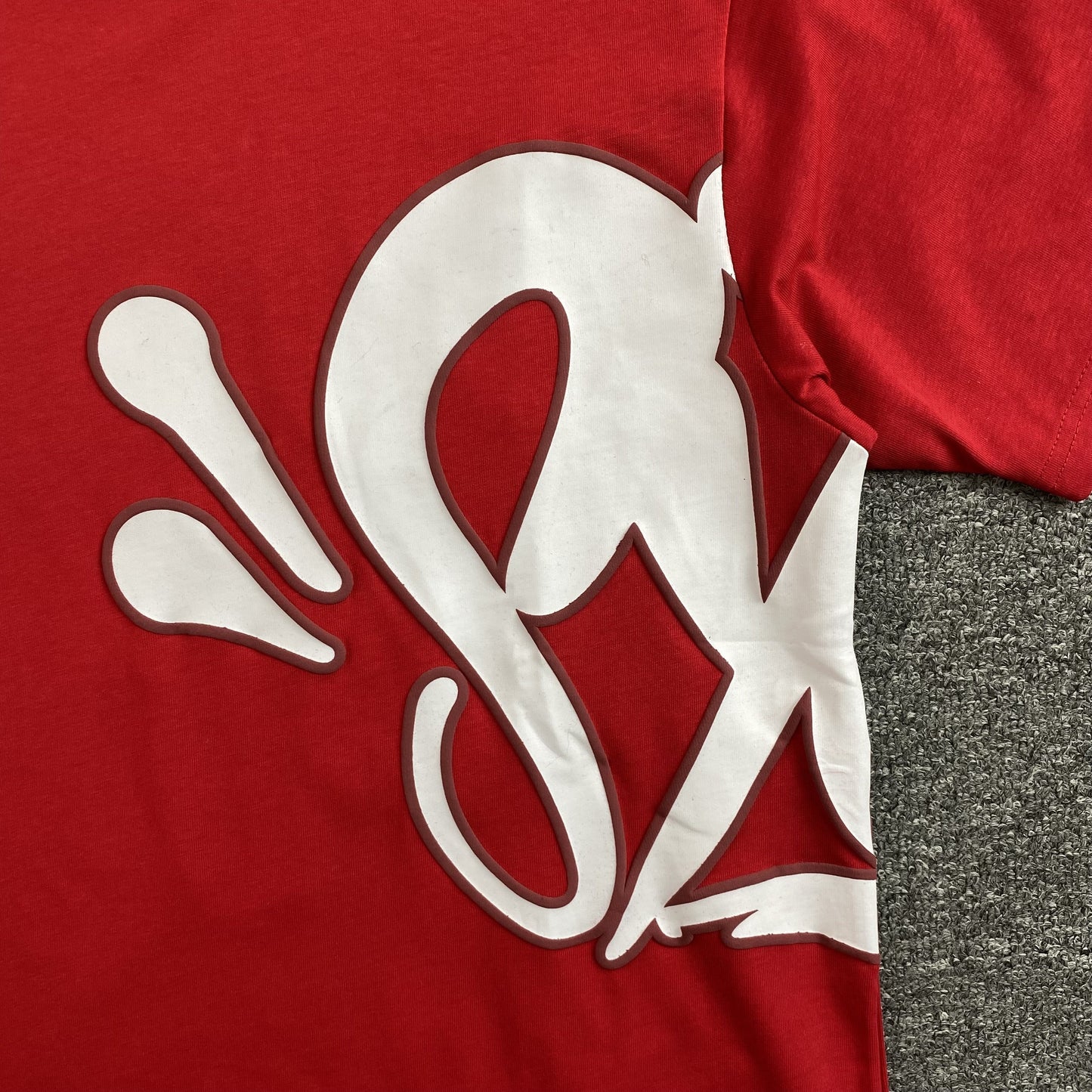 SYNA WORLD T-SHIRT RED - Vanté®