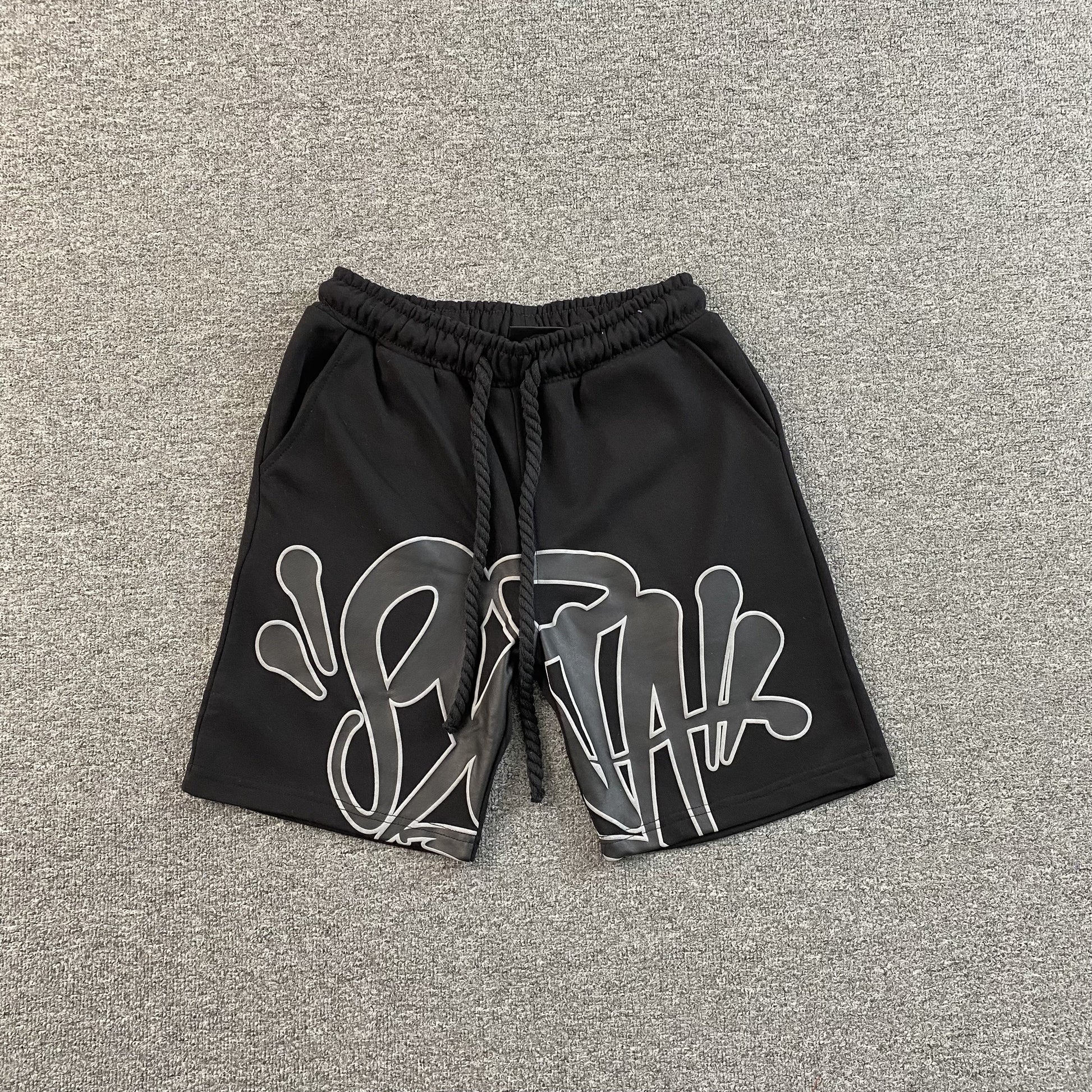 SYNA WORLD SHORTS BLACK - Vanté®