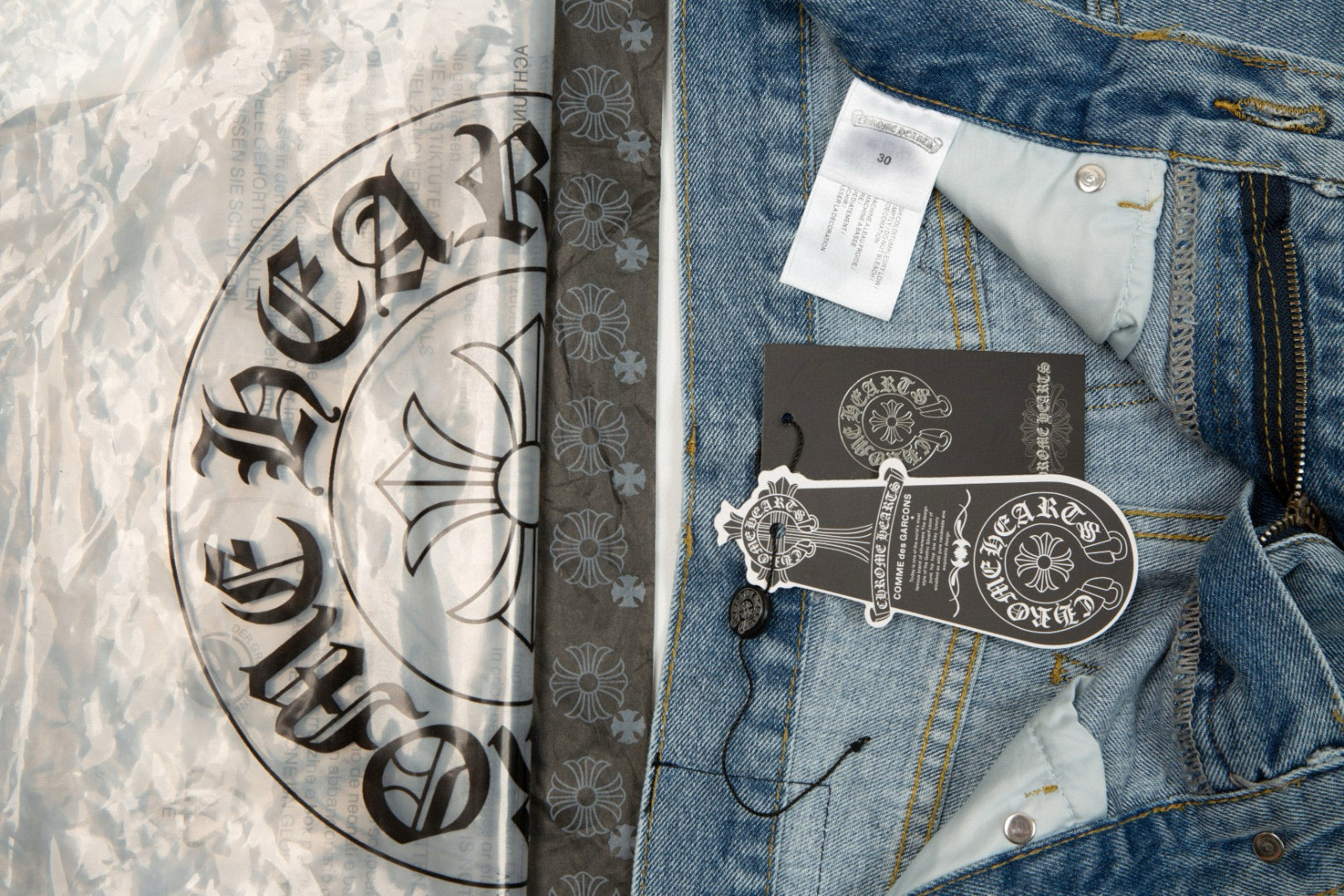 CHROME HEARTS X LEVI'S CROSS PATCH JEANS - Vanté®