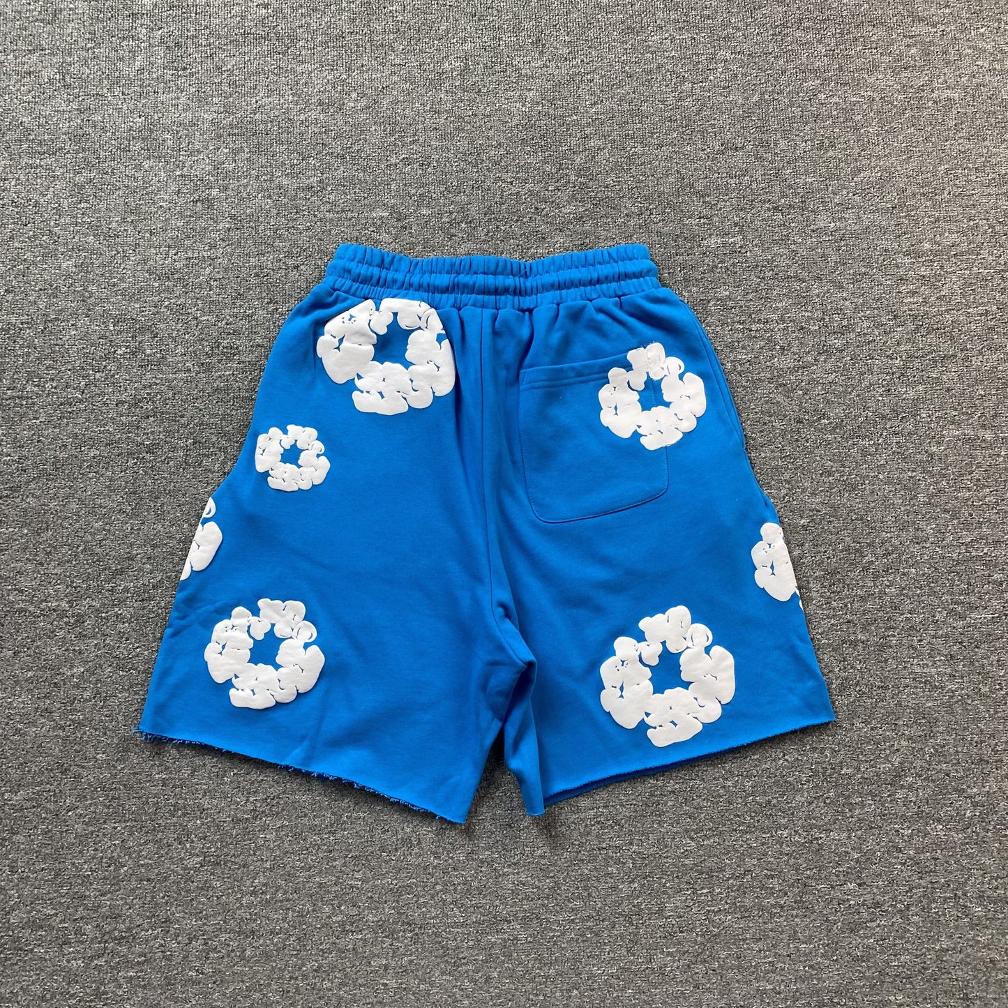 DENIM TEARS COTTON WREATH SHORTS AZURE BLUE - Vanté®