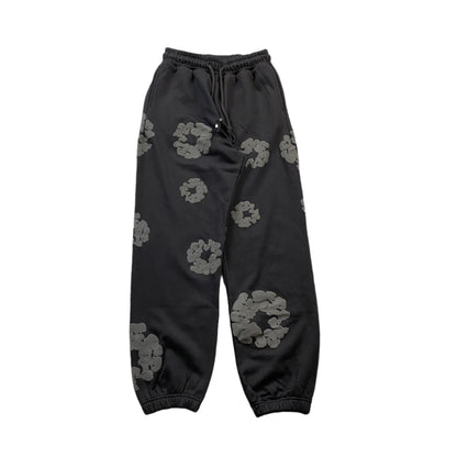 DENIM TEARS COTTON WREATH SWEATPANTS MONOCHROME BLACK - Vanté®