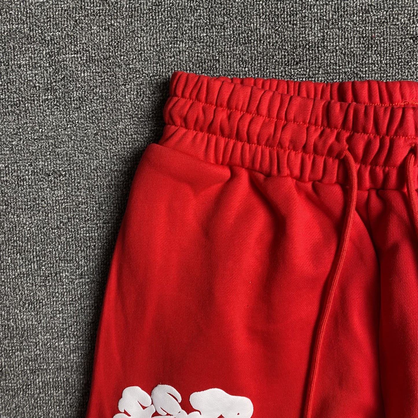 DENIM TEARS COTTON WREATH SWEATPANTS RED - Vanté®