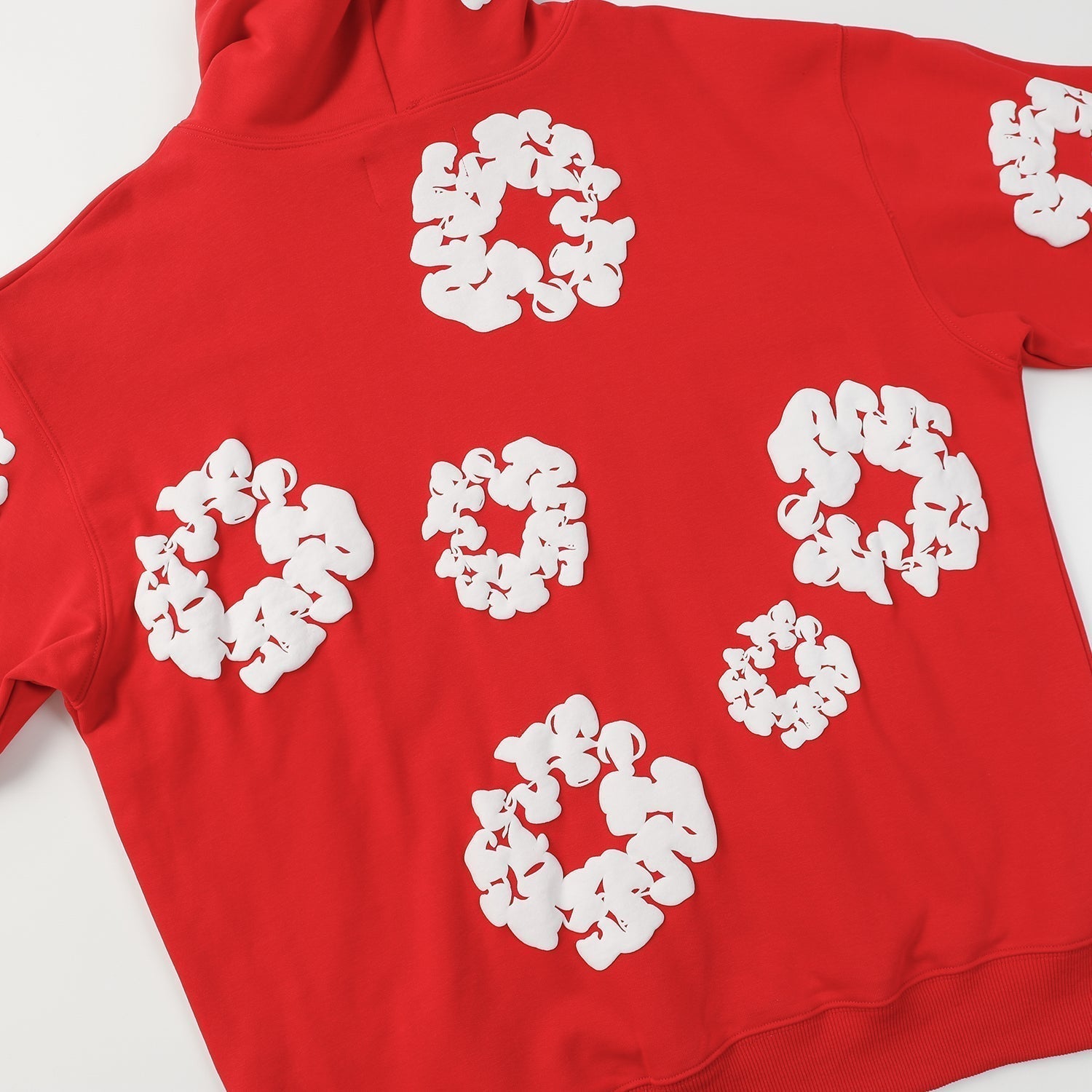 DENIM TEARS COTTON WREATH HOODIE RED - Vanté®