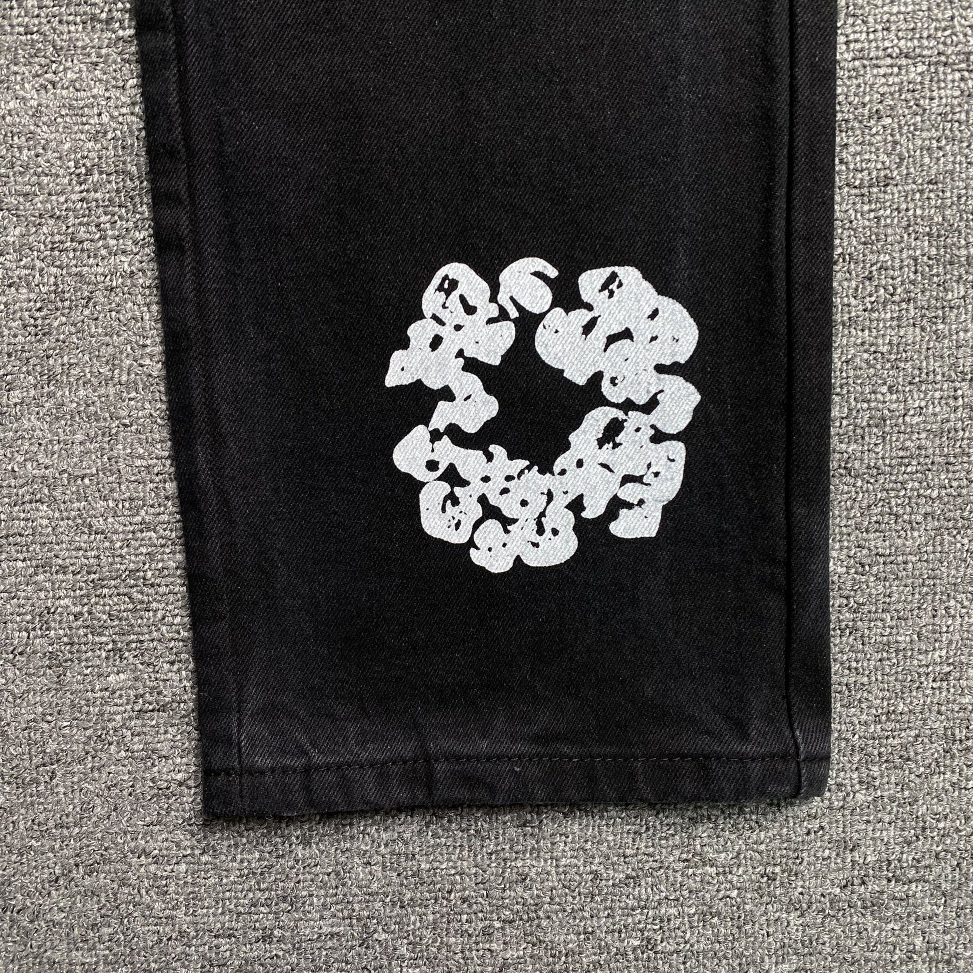 DENIM TEARS x LEVI'S COTTON WREATH JEANS BLACK - Vanté®