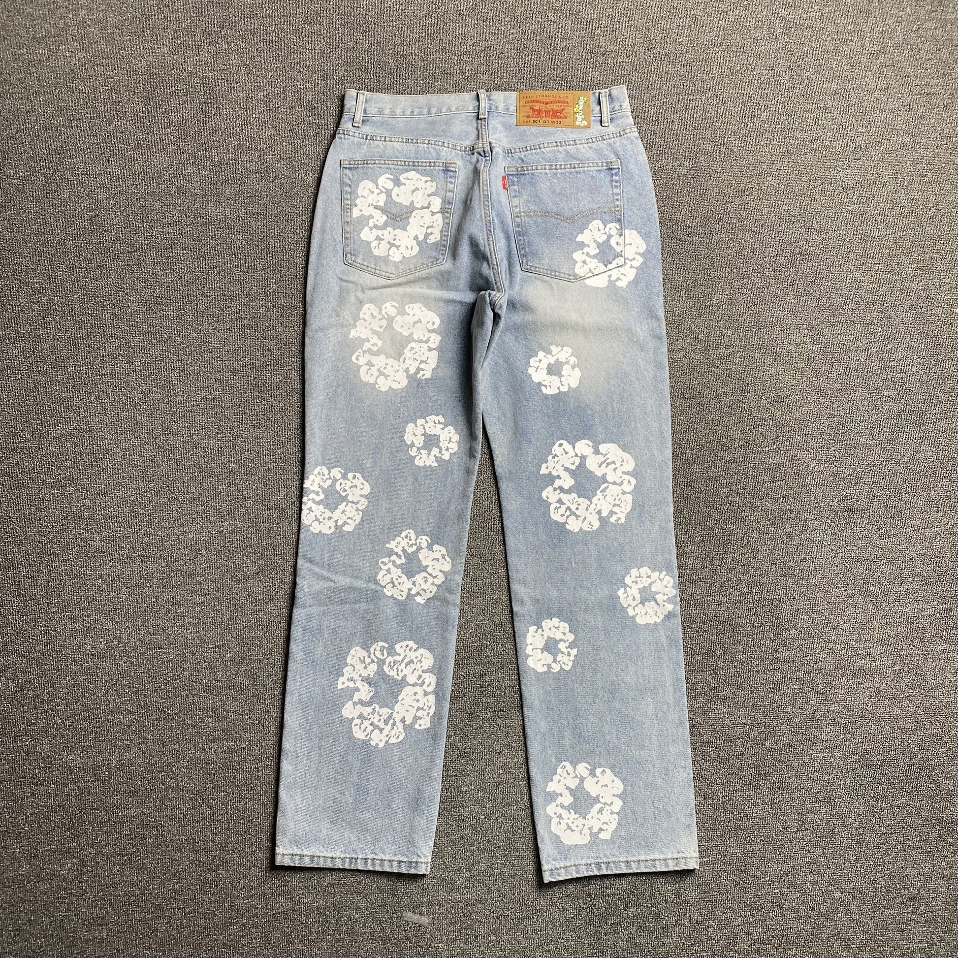 DENIM TEARS x LEVI'S COTTON WREATH JEANS LIGHT WASH - Vanté®