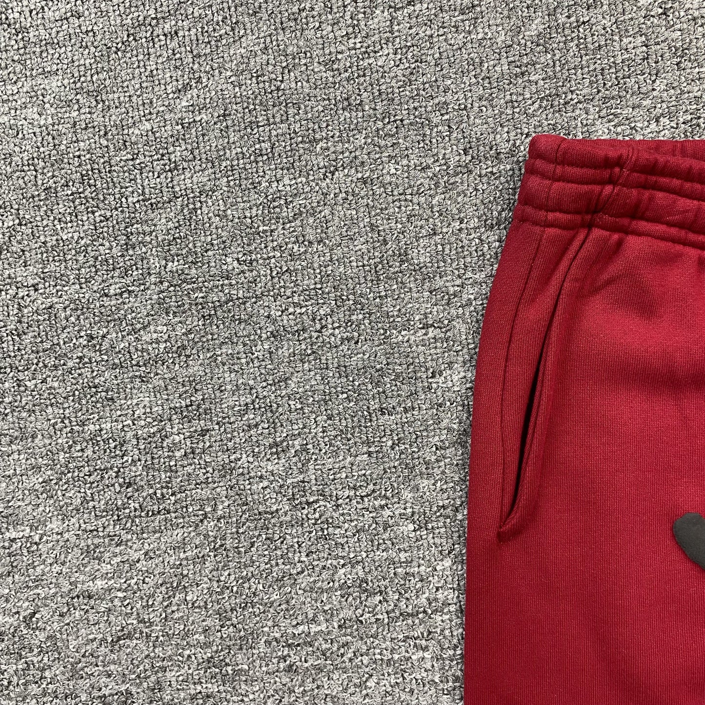 SP5DER VVS SWEATPANTS RED - Vanté®