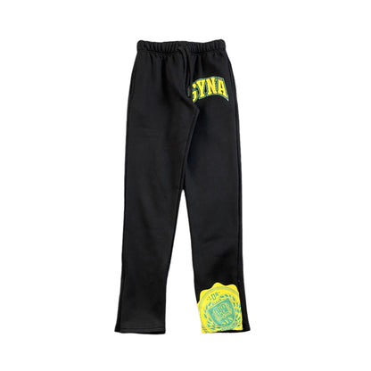 SYNA WORLD COLLEGE SWEATPANTS BLACK - Vanté®