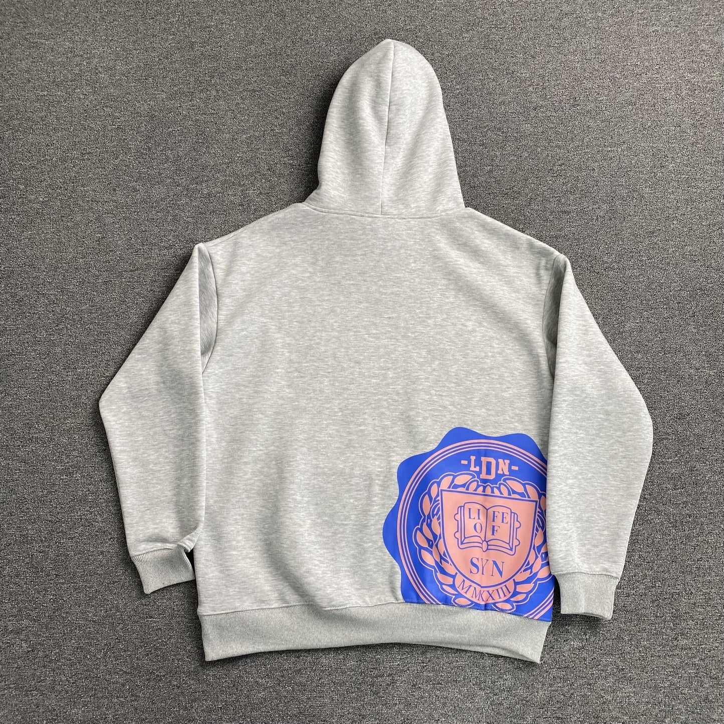 SYNA WORLD COLLEGE HOODIE GREY - Vanté®