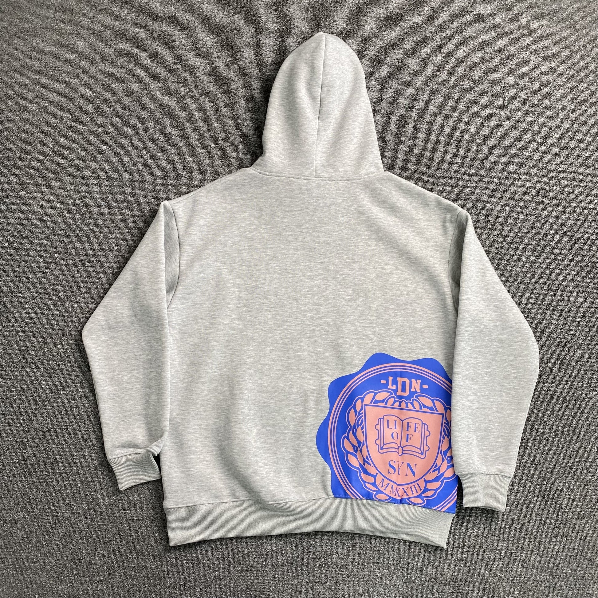 SYNA WORLD COLLEGE HOODIE GREY - Vanté®