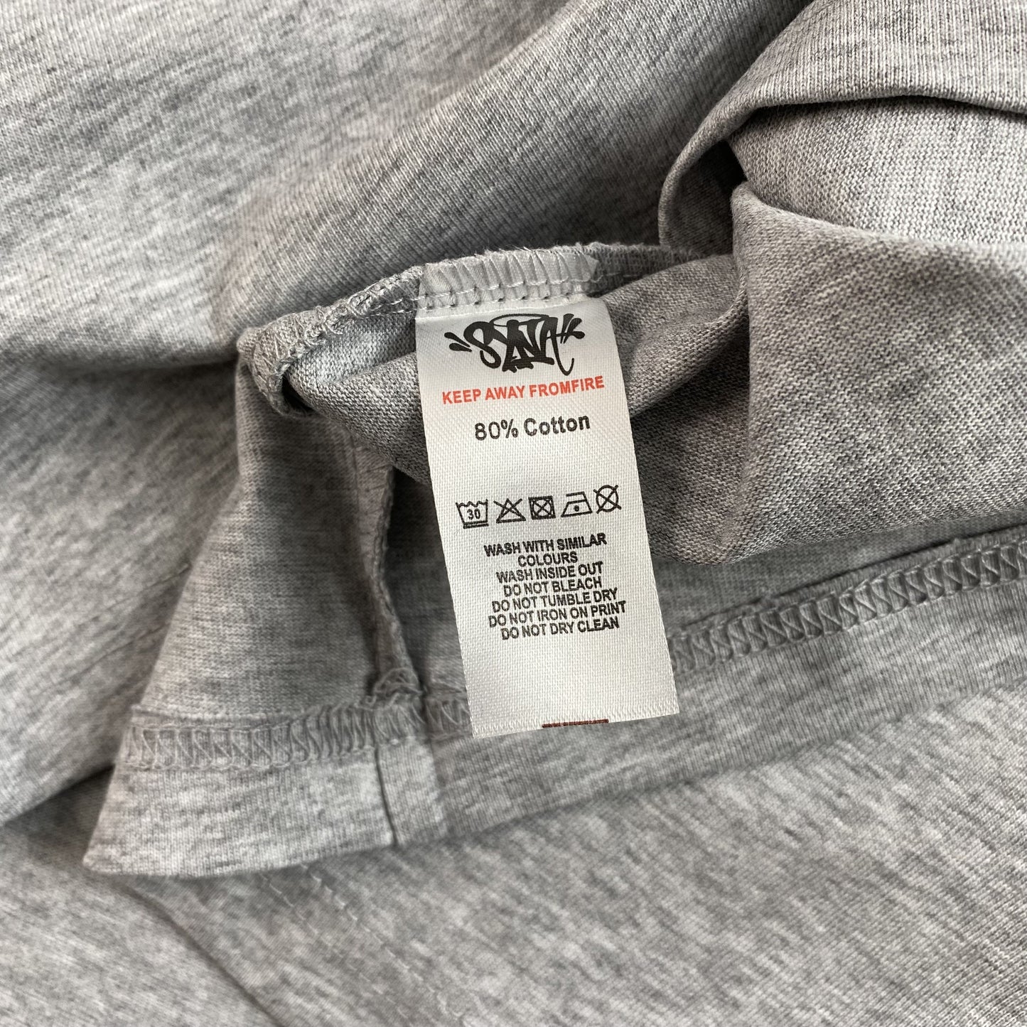 SYNA WORLD T-SHIRT GREY - Vanté®