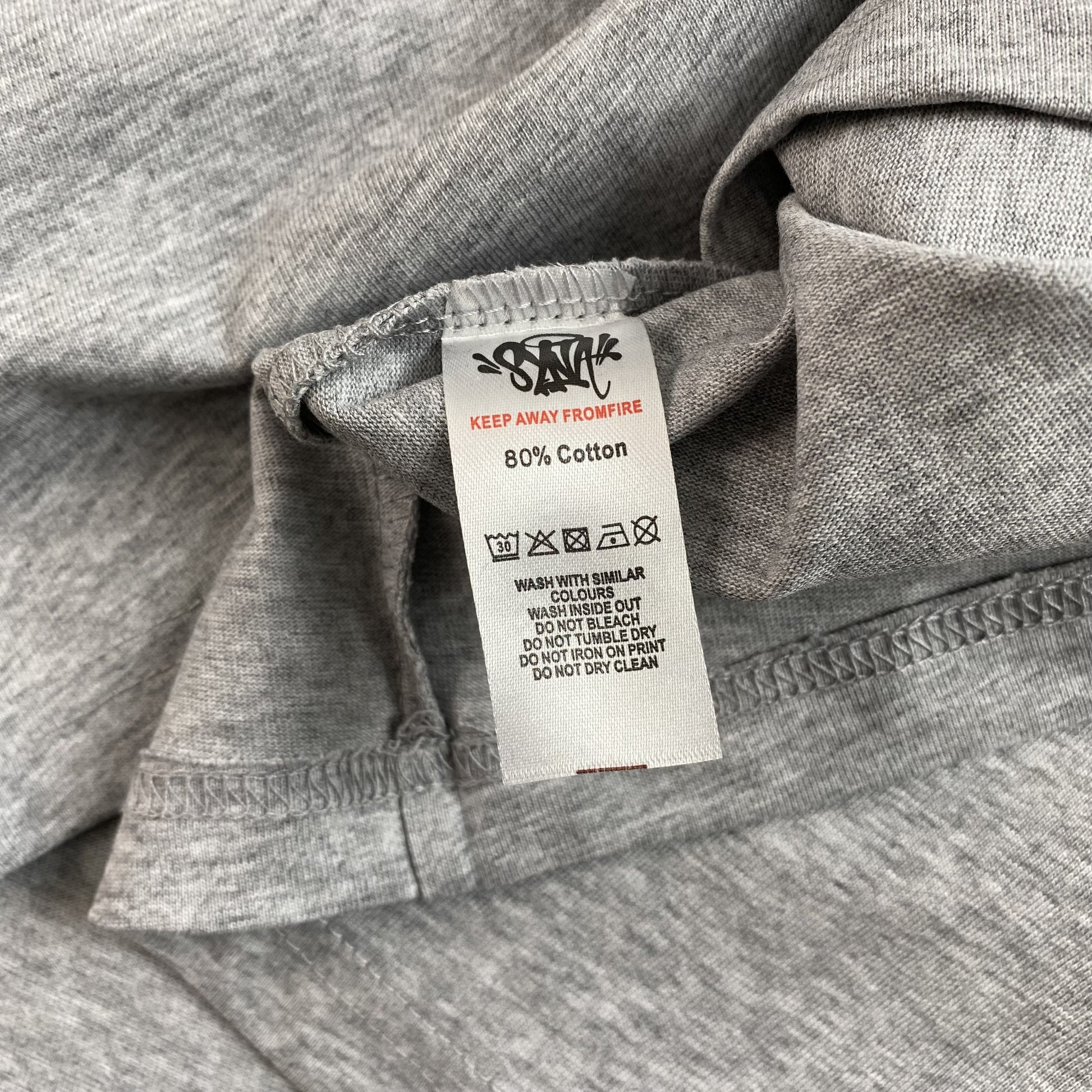SYNA WORLD T-SHIRT GREY - Vanté®