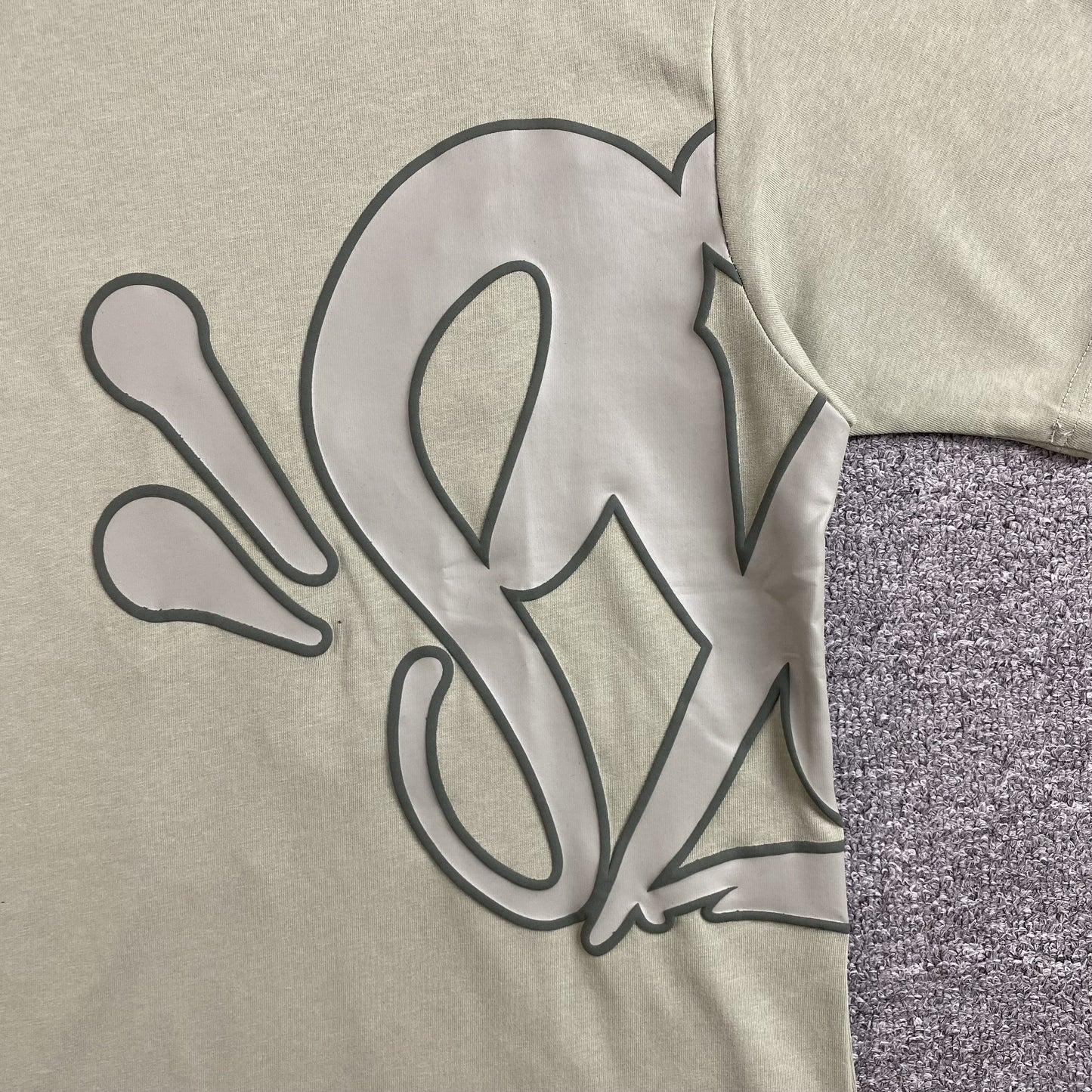 SYNA WORLD T-SHIRT SAGE - Vanté®