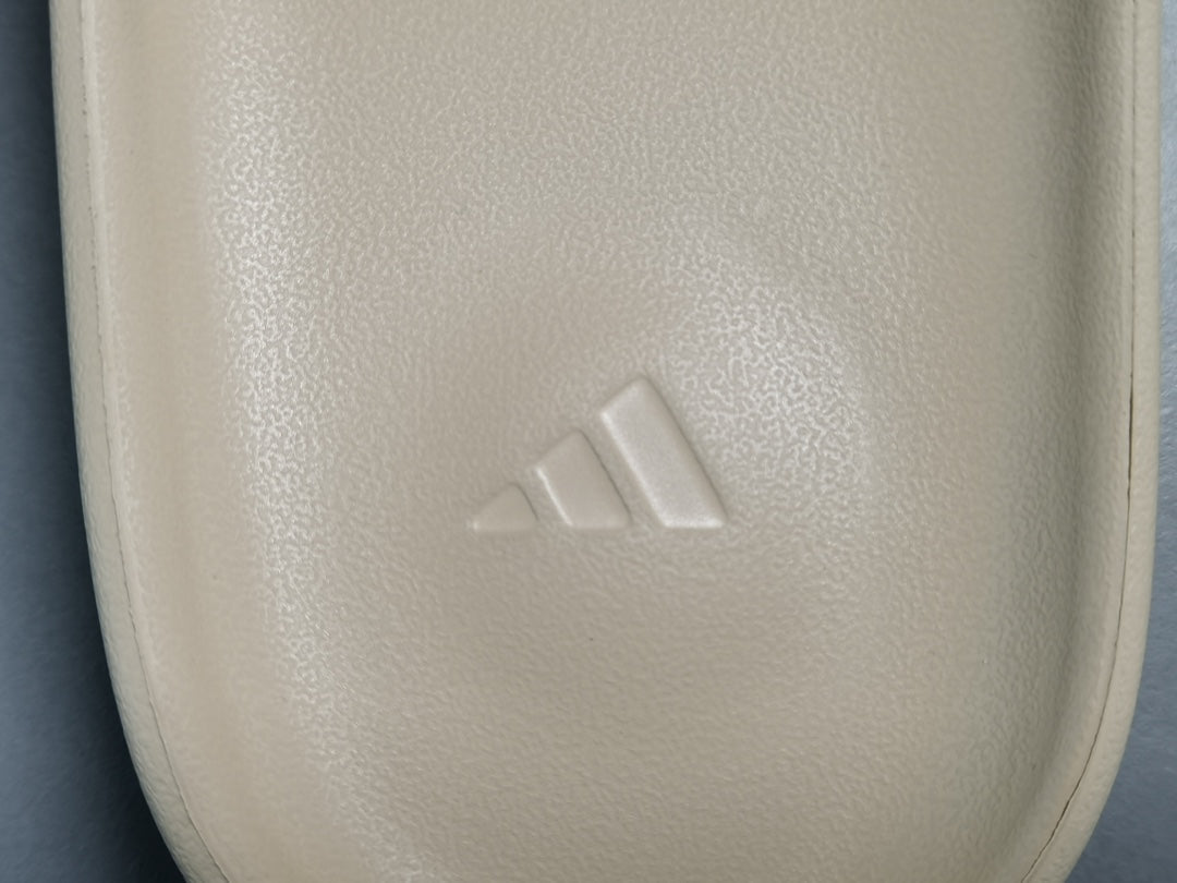 ADIDAS YEEZY SLIDE x BONE - Vanté®