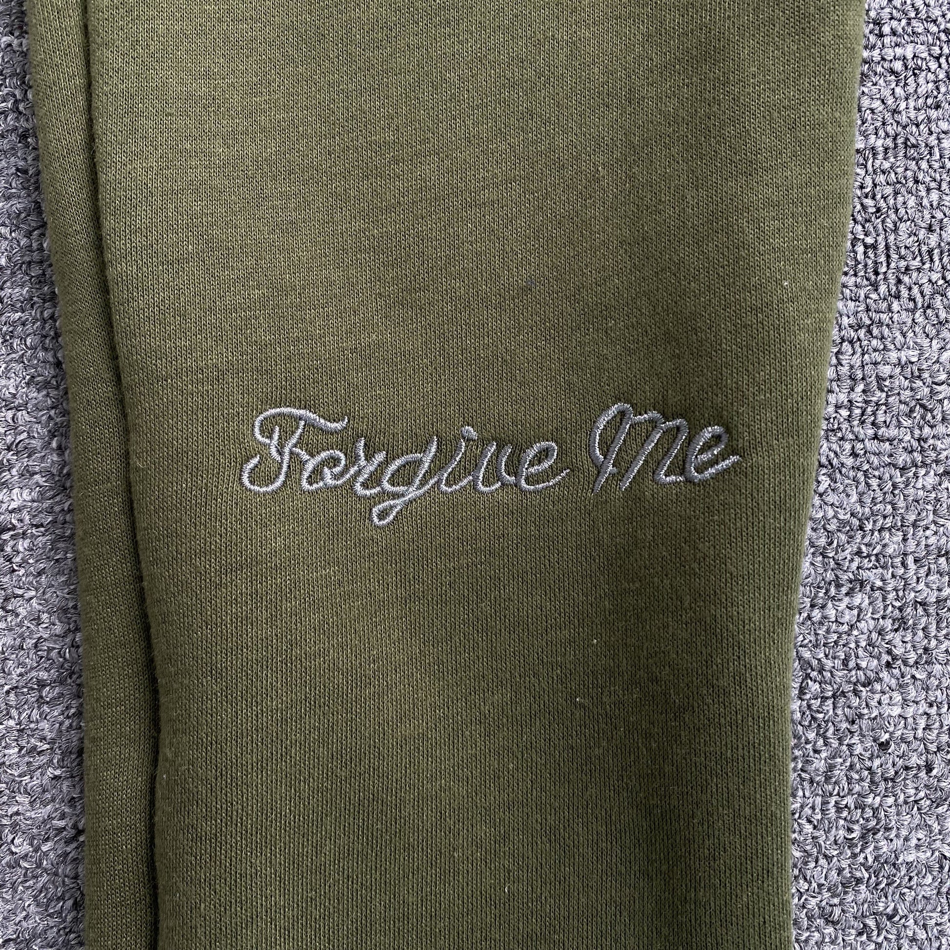 SYNA WORLD SYNA LOGO SWEATPANTS SAGE - Vanté®