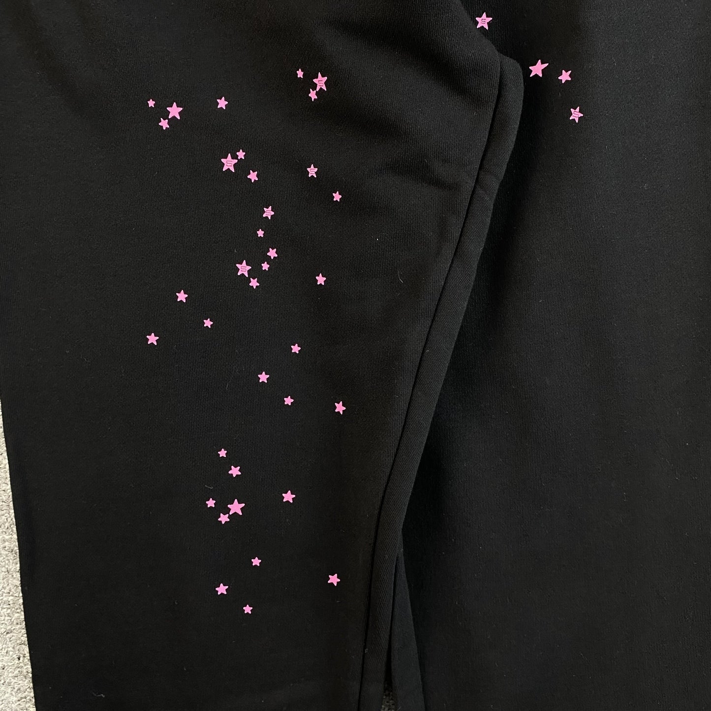 SP5DER ANGEL NUMBER SWEATPANTS BLACK - Vanté®