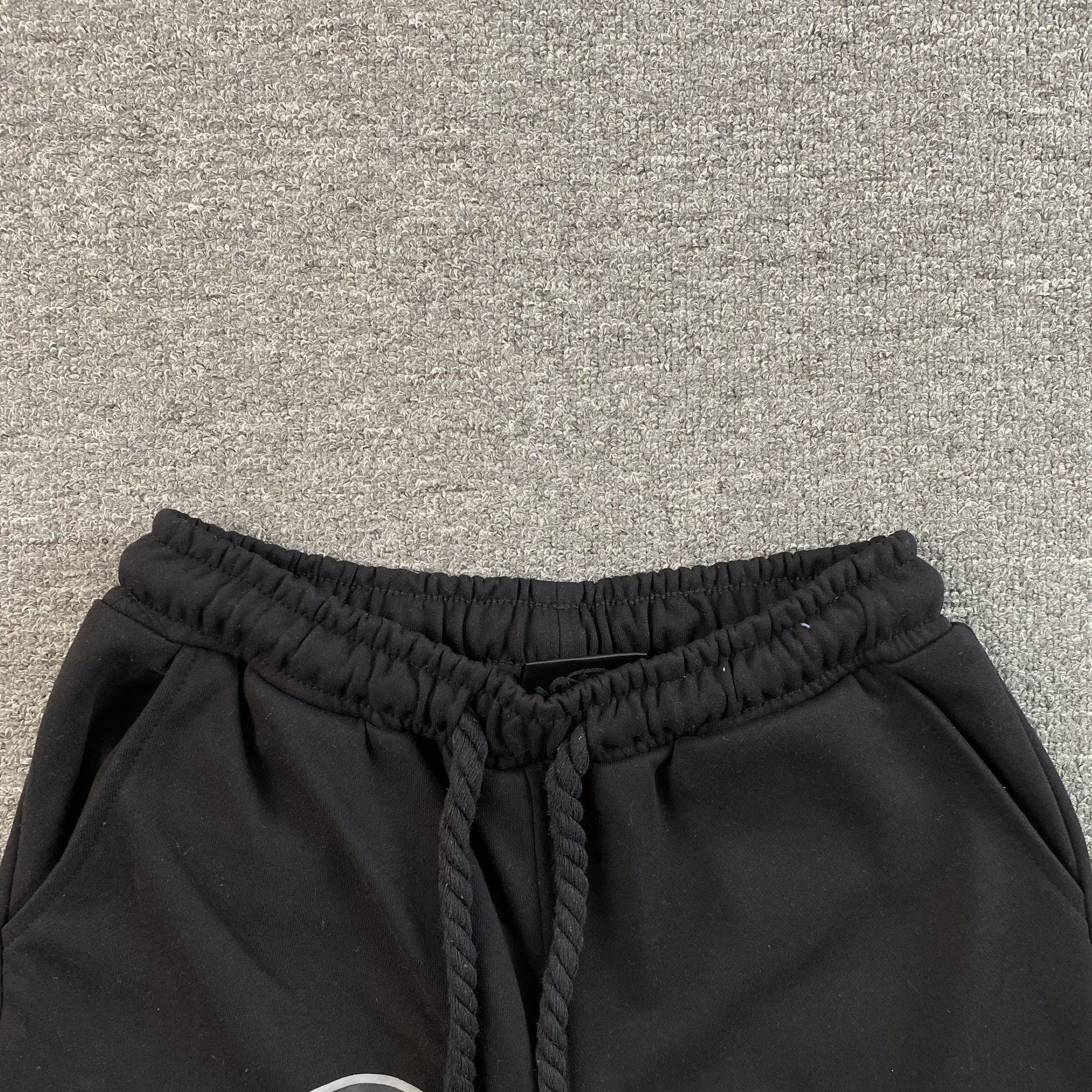 SYNA WORLD SHORTS BLACK - Vanté®