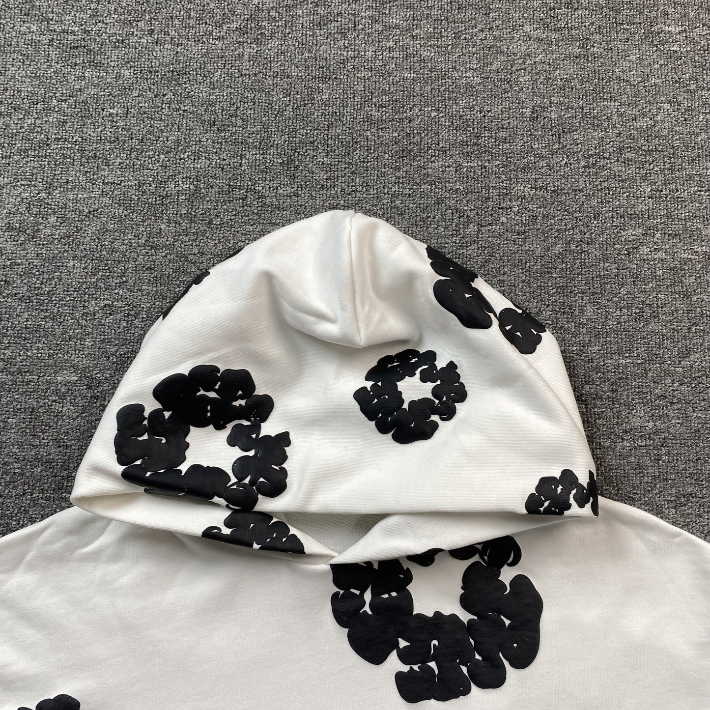 DENIM TEARS COTTON WREATH HOODIE WHITE - Vanté®
