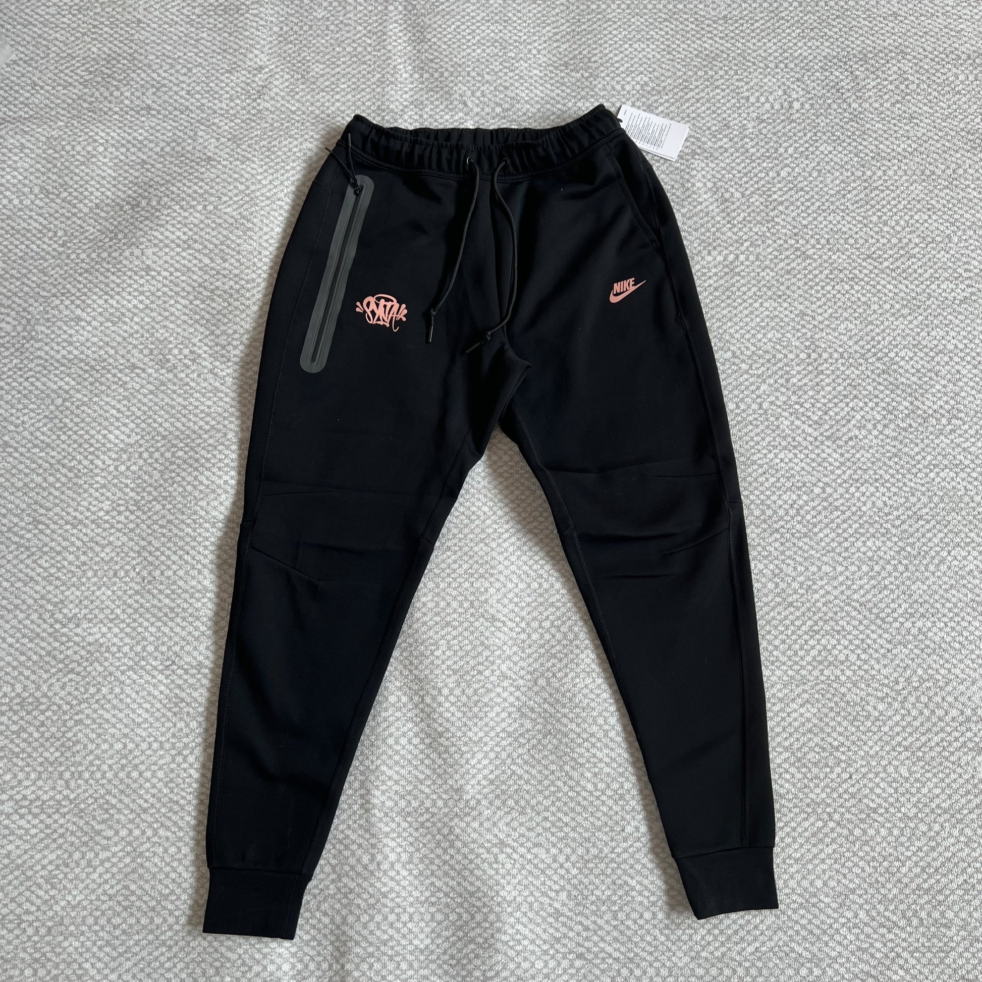 NIKE TECH FLEECE x SYNA CENTRAL CEE PANTS - Vanté®