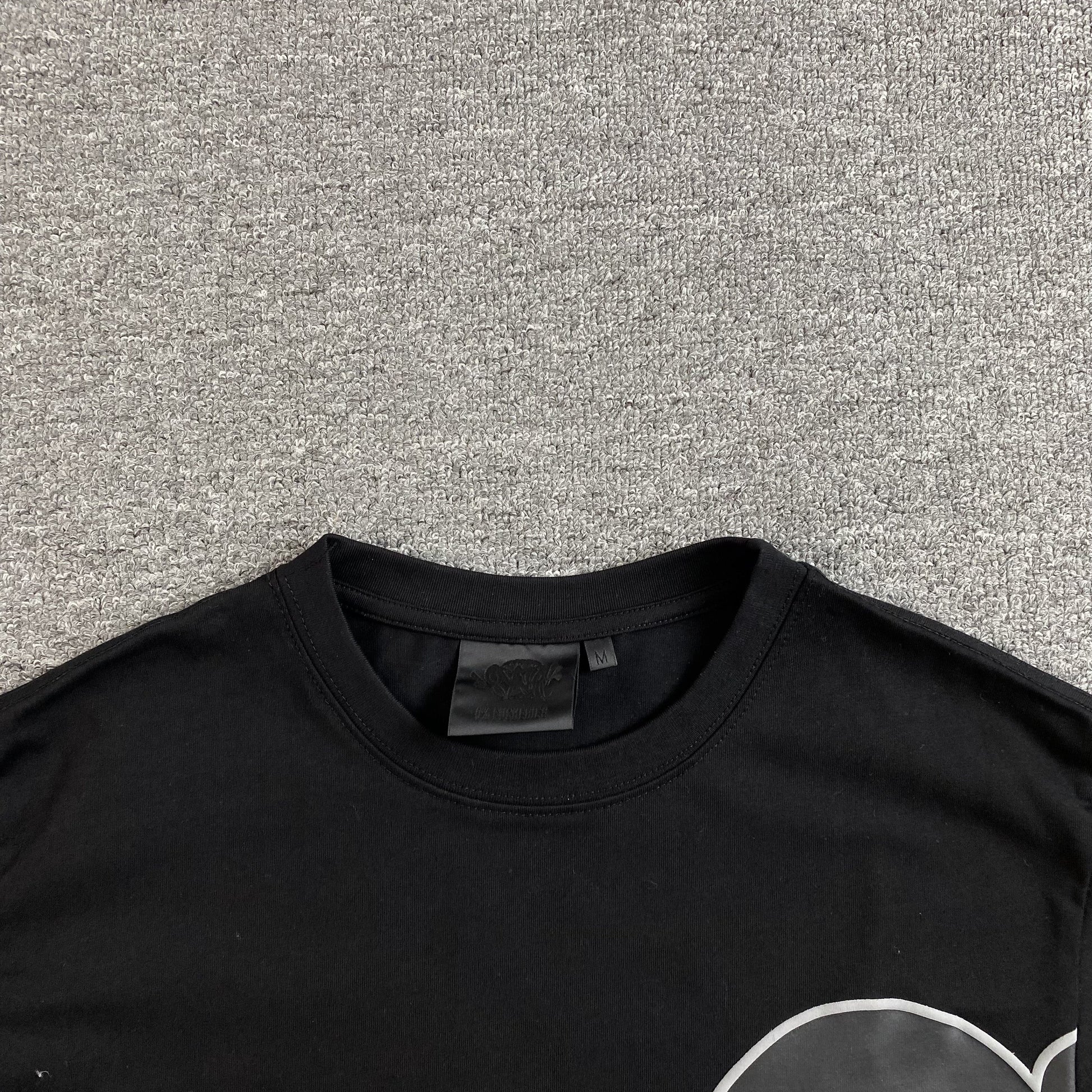 SYNA WORLD T-SHIRT BLACK - Vanté®