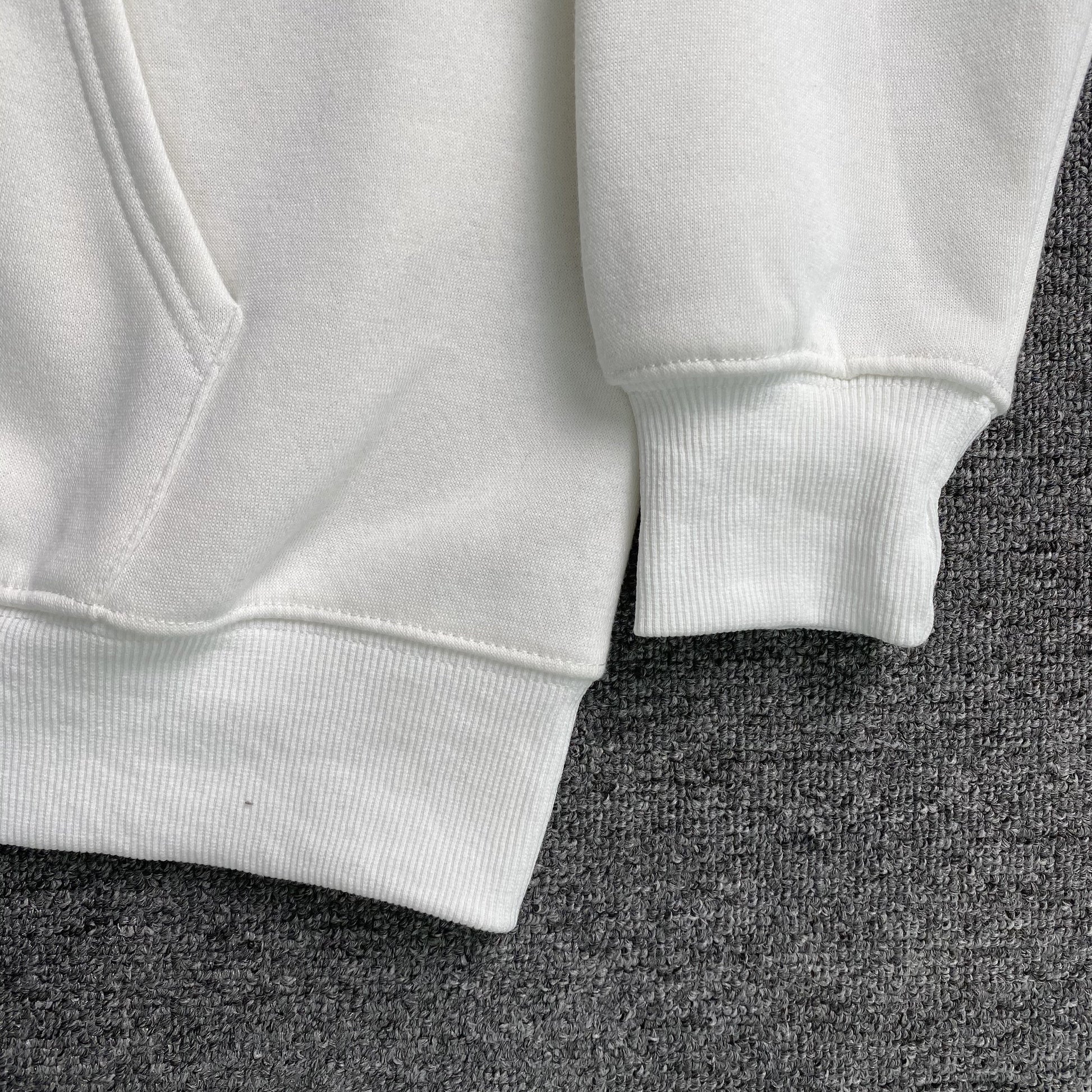 SYNA WORLD HOOD LOGO HOODIE WHITE - Vanté®