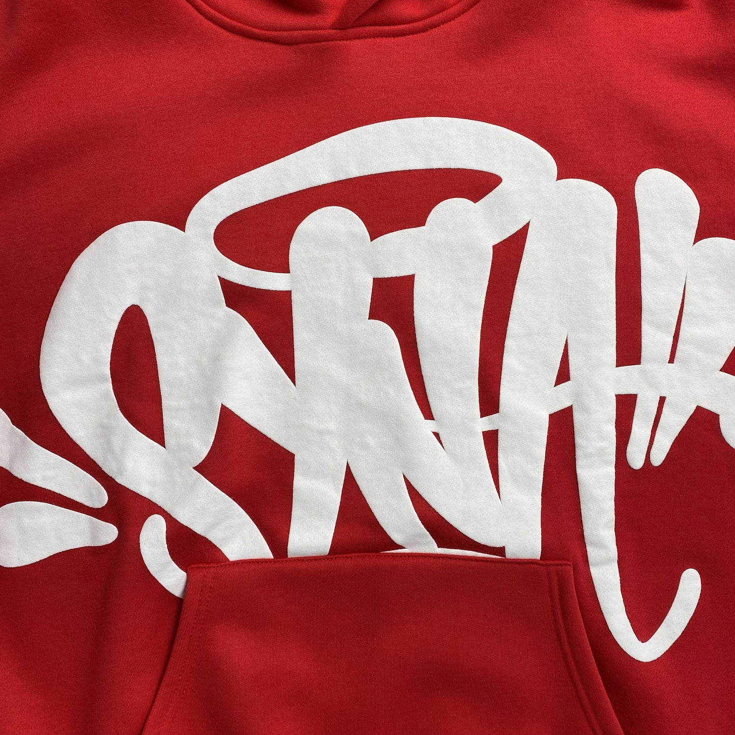 SYNA WORLD HOODIE RED - Vanté®