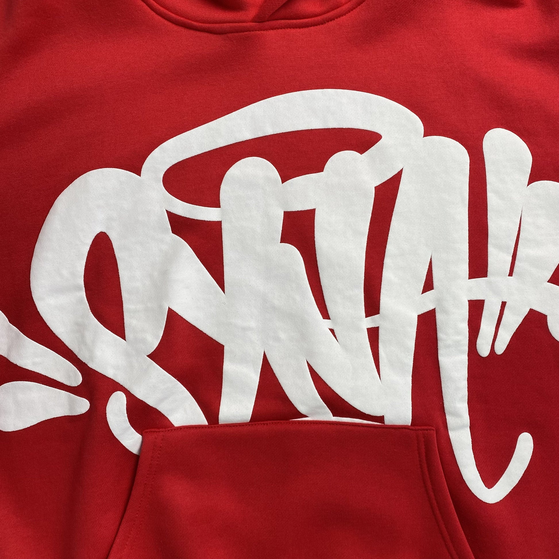 SYNA WORLD HOODIE RED - Vanté®